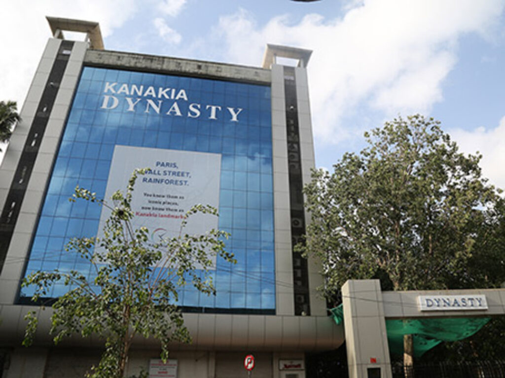 8960791-dynasty-andheri